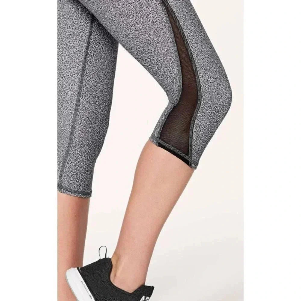 Lululemon Leggings Women’s 6 Train Times Crop